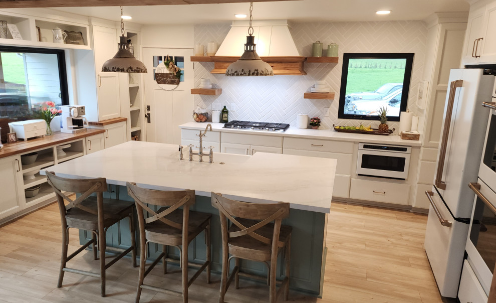 Rustic Elegance in White & Green