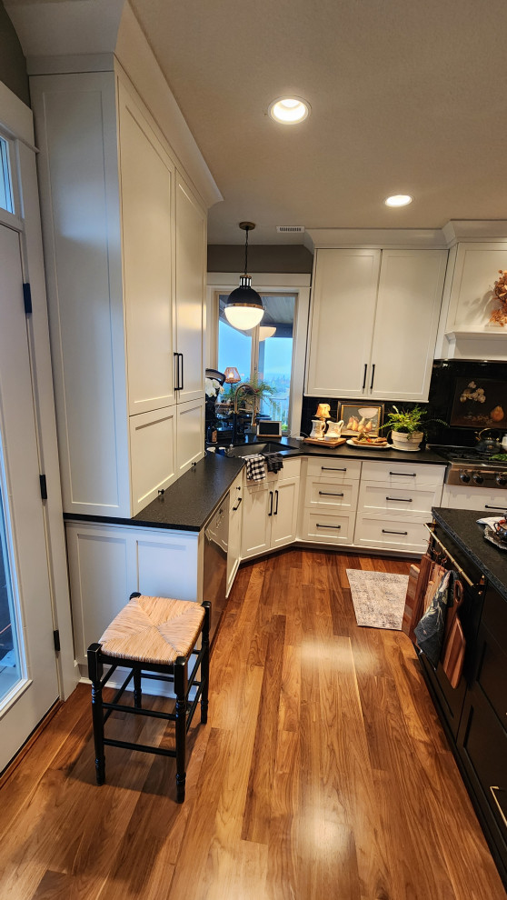 Simple Beauty with Style in the Portland Hills