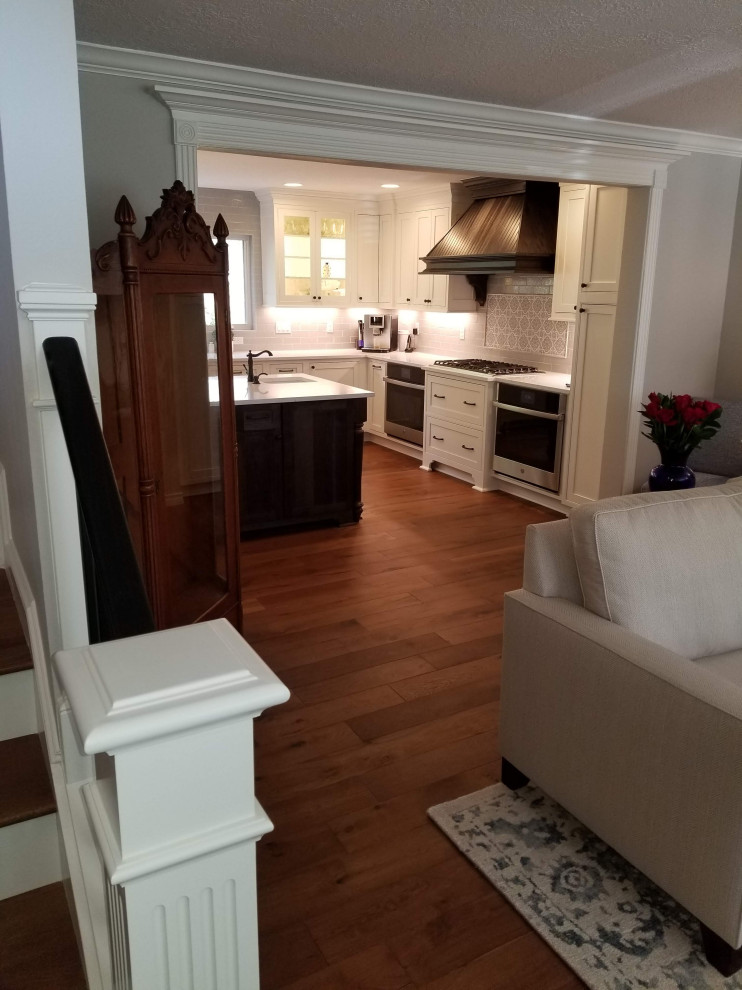 Two Tone Kitchen Design