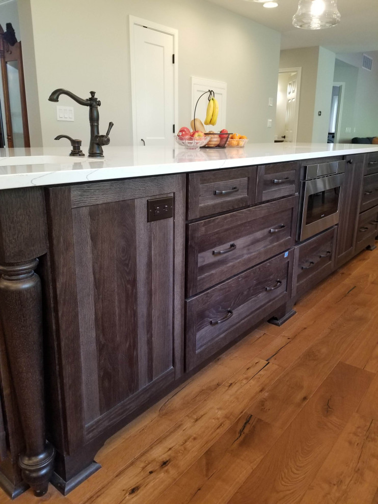 Two Tone Kitchen Design